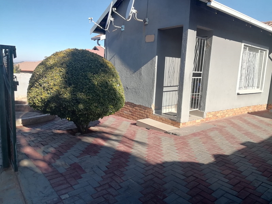 3 Bedroom Property for Sale in Tlhabane West North West
